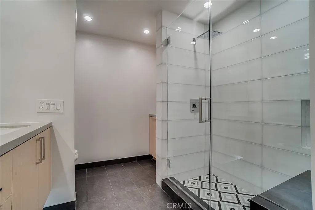 Marina Del Rey, CA 90292,5100 Via Dolce #101
