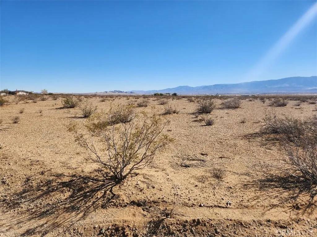 Lucerne Valley, CA 92356,0 Huff