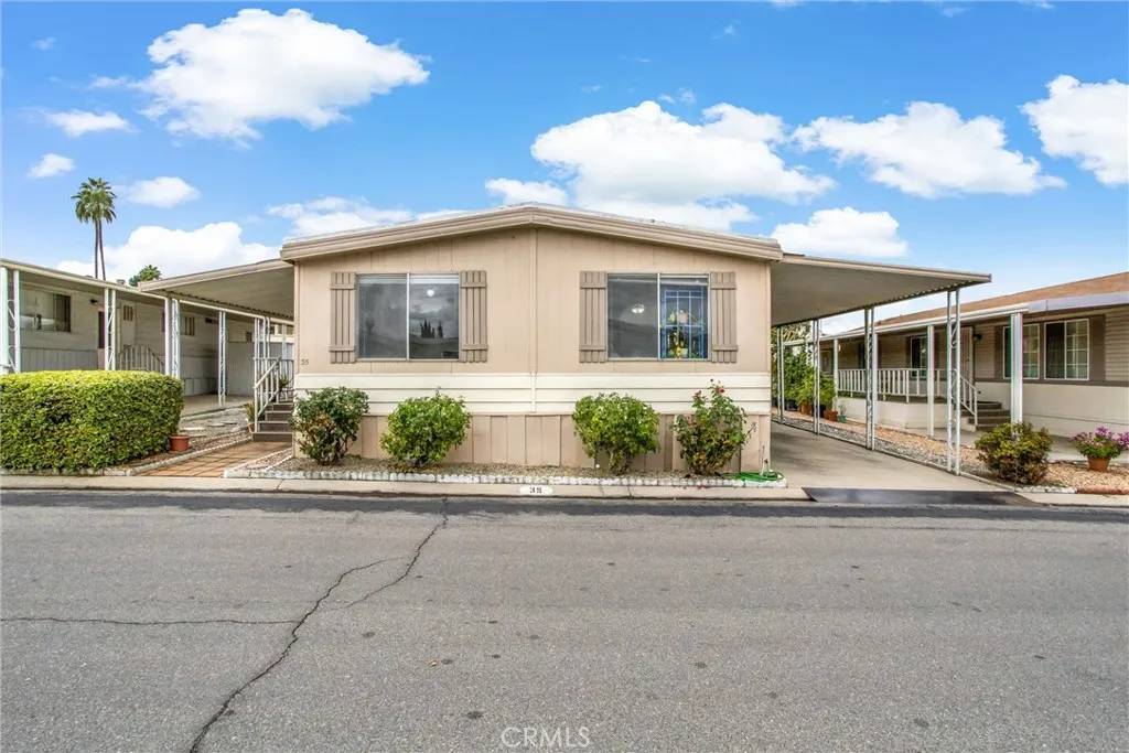 Loma Linda, CA 92354,24414 University #35