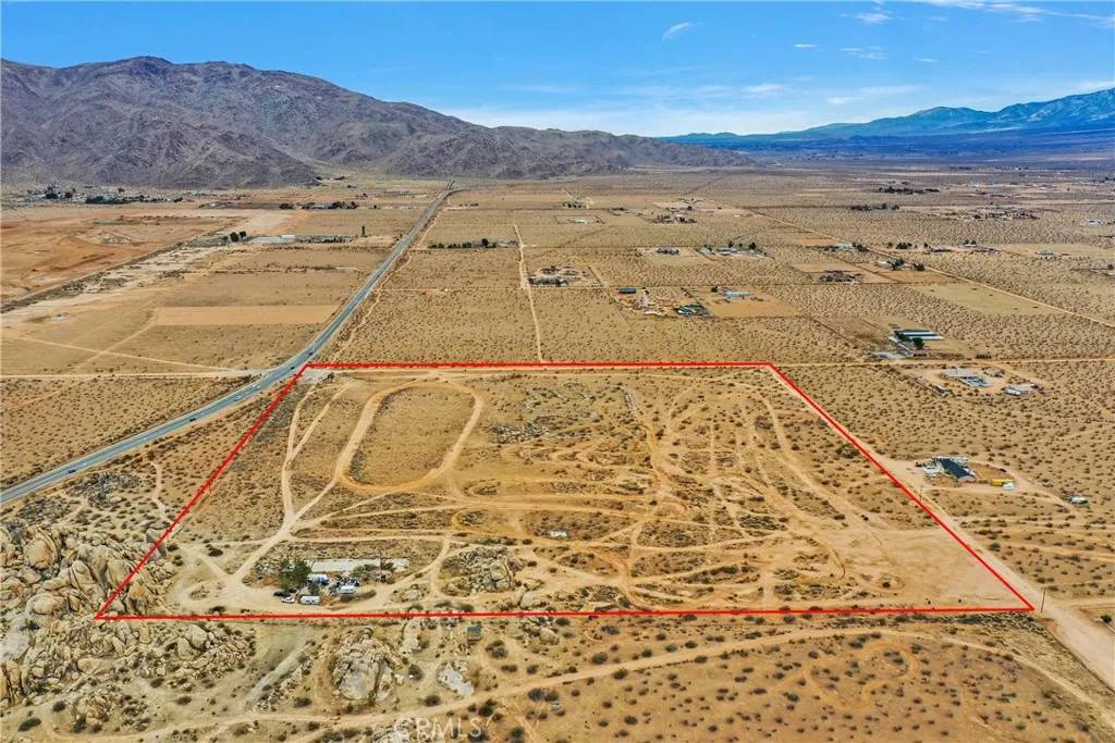 Apple Valley, CA 92307,0 Hwy 18