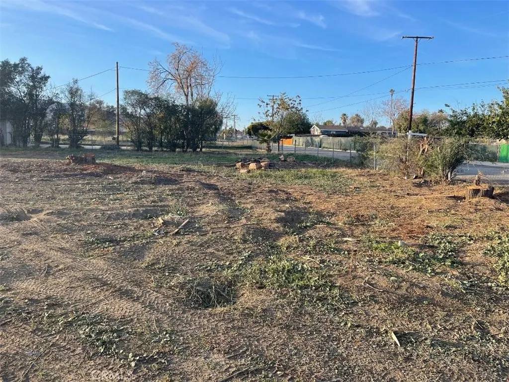 Lake Elsinore, CA 92530,16729 Joy