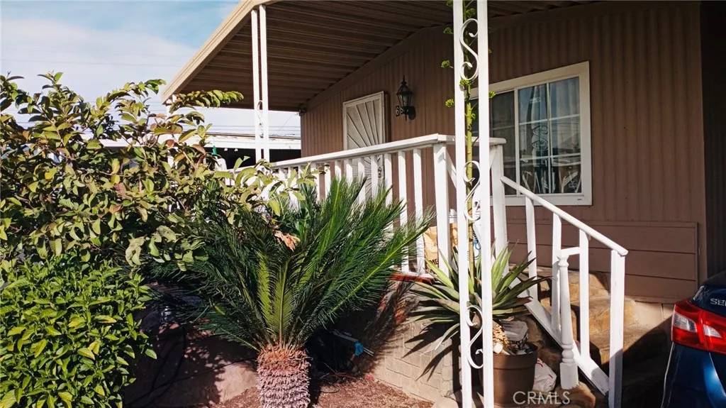 Highland, CA 92346,26235 9th #69