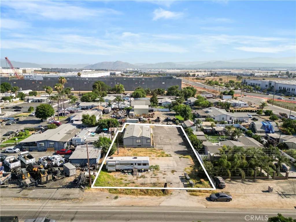 Perris, CA 92570,22950 Markham
