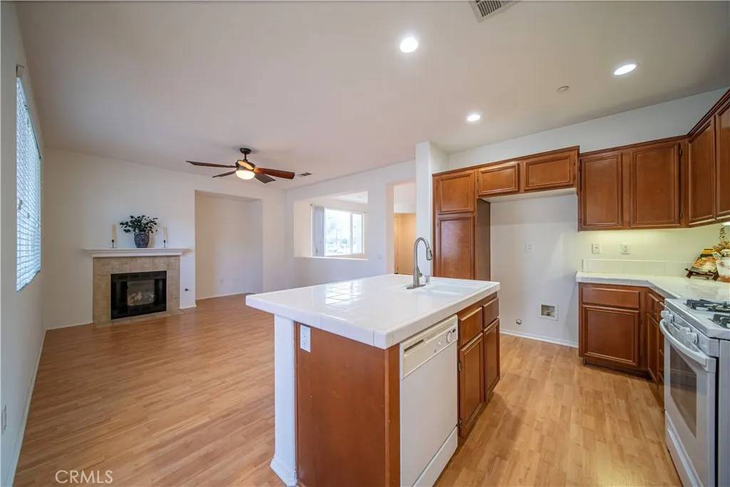 Moreno Valley, CA 92555,27916 John F Kennedy Drive #C