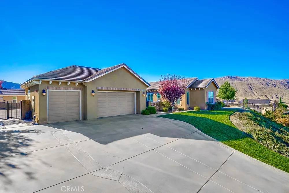 Colton, CA 92324,3086 Crystal Ridge Lane