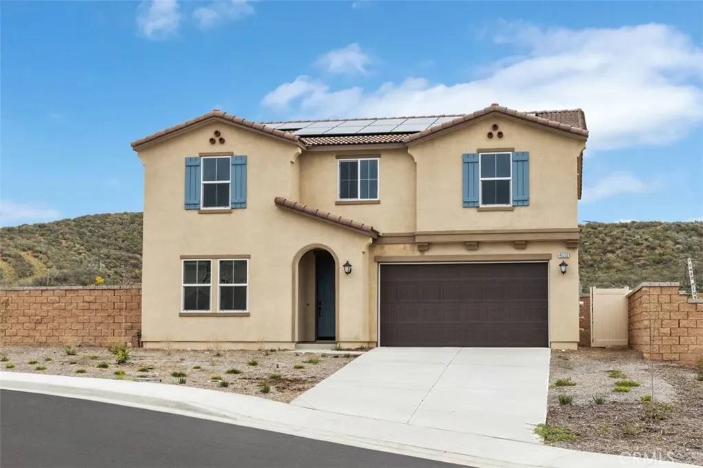 Lake Elsinore, CA 92532,45232 Maverick Court