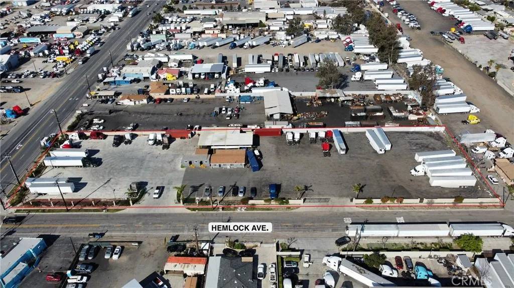 Fontana, CA 92335,15082 Valley