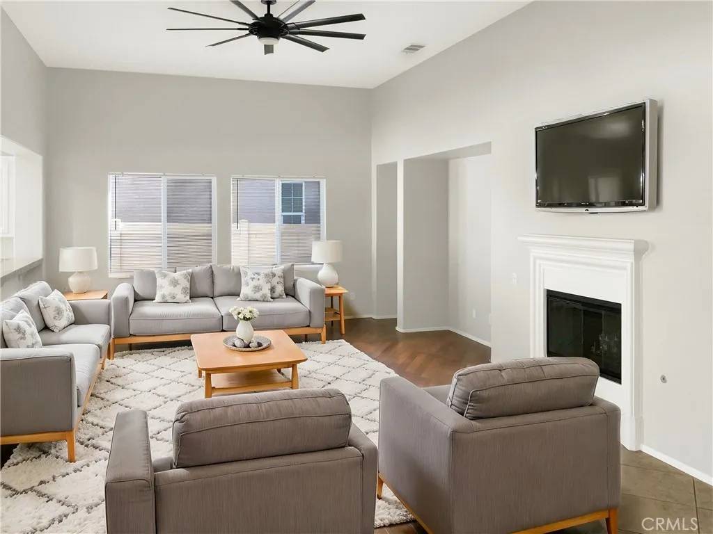 San Jacinto, CA 92583,1483 Burns Lane