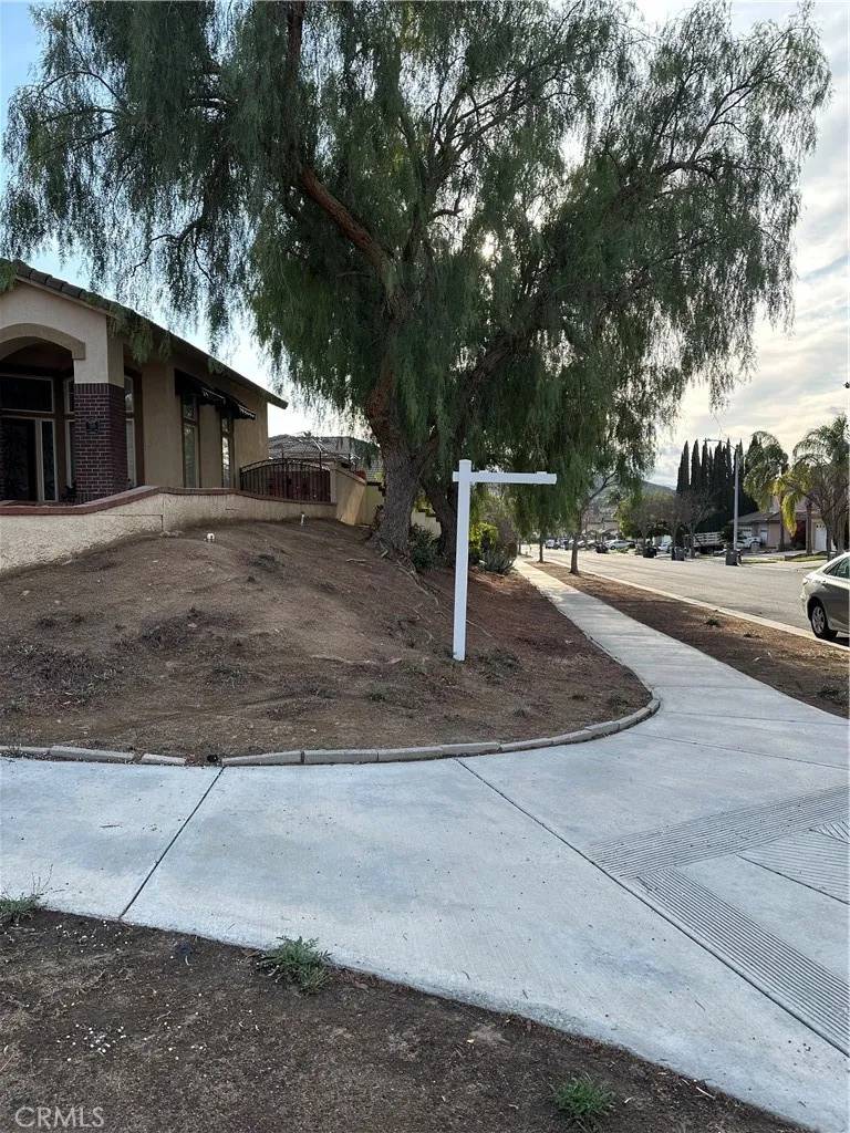 Corona, CA 92879,1310 Parsley Lane