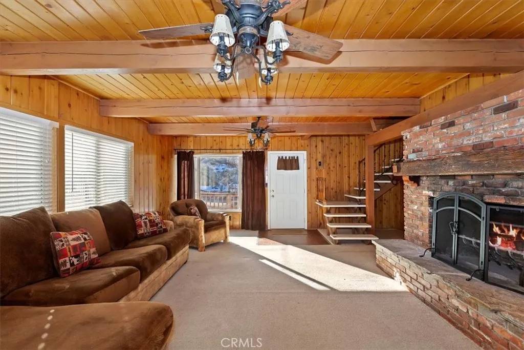 Green Valley Lake, CA 92341,33810 Meadow Lane
