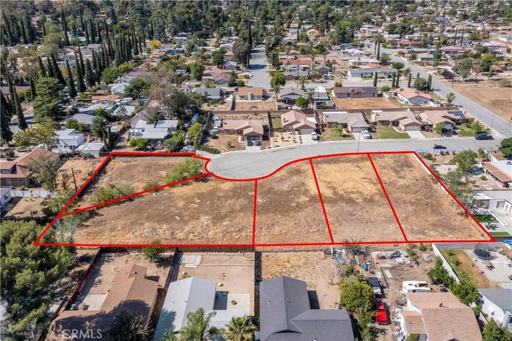 Banning, CA 92220,0 King