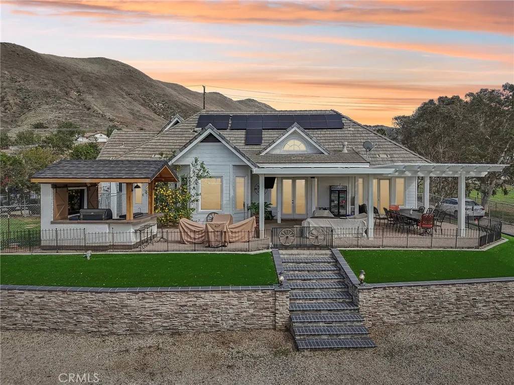 Norco, CA 92860,4210 Crestview Drive