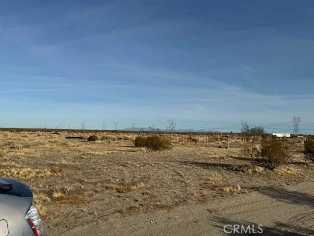 Phelan, CA 92371,0 WINTERGREEN RD /HOLLY RD