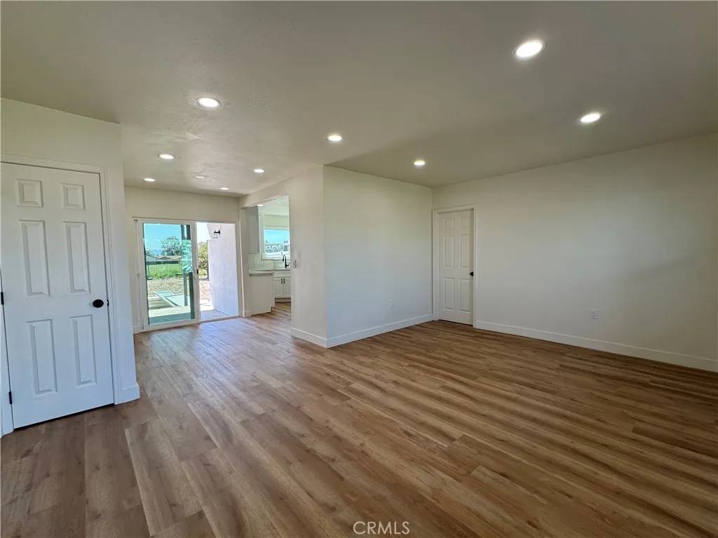 Fontana, CA 92336,17651 Fairfax Street