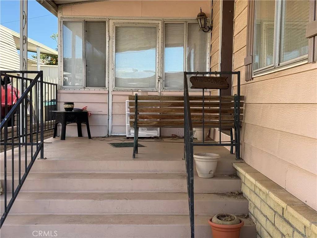 Banning, CA 92220,2200 W Wilson West #125