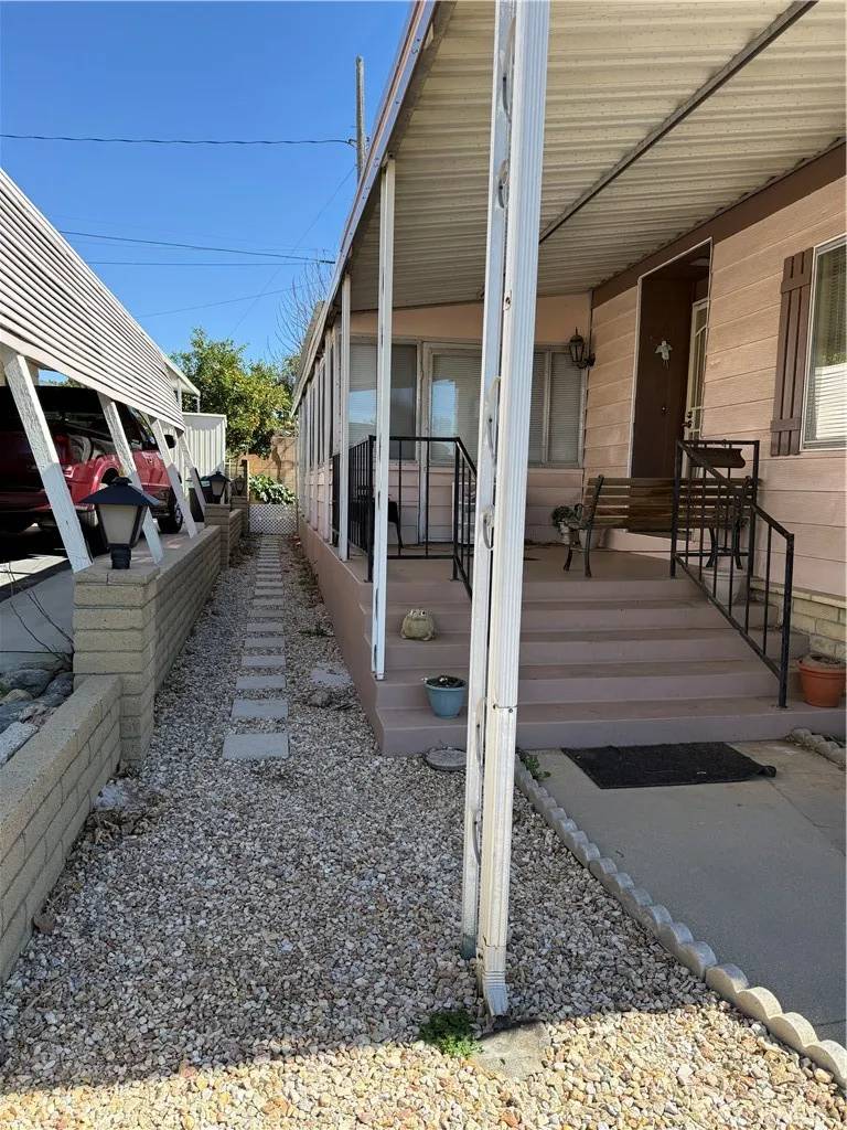 Banning, CA 92220,2200 W Wilson West #125