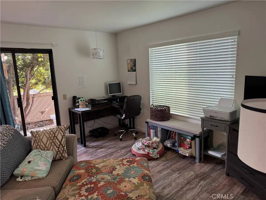 Riverside, CA 92507,600 Central Avenue #319
