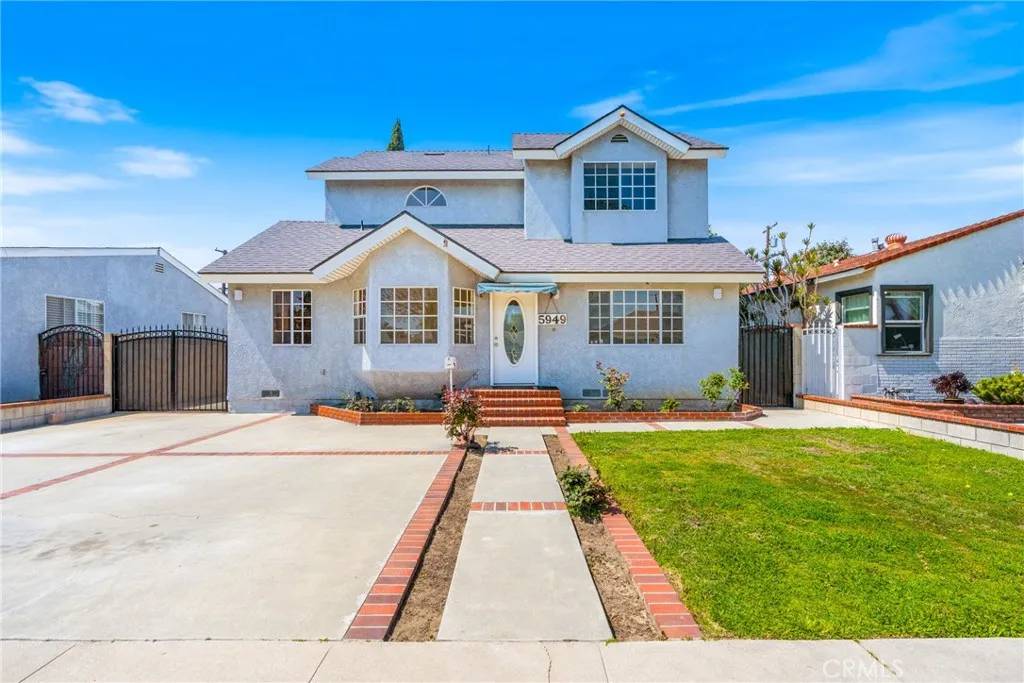 Lakewood, CA 90713,5949 Adenmoor Avenue