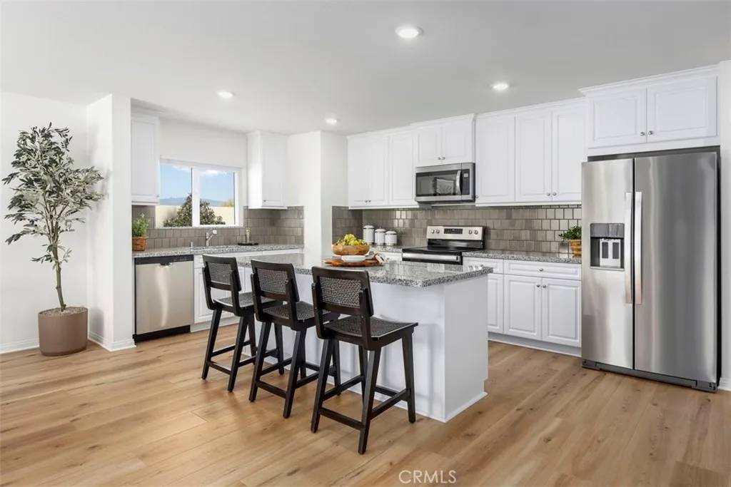 Winchester, CA 92596,30533 Sierra Linda Drive