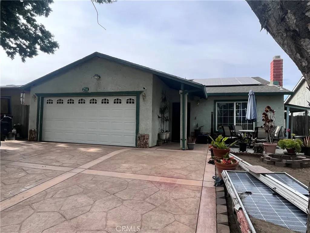 Patterson, CA 95363,216 Barros Street