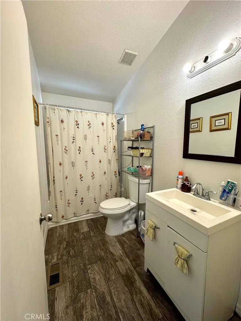 Eastvale, CA 91752,5800 HAMNER #461