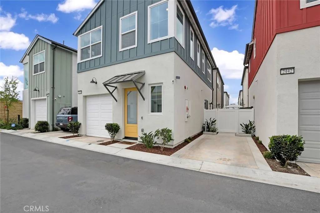 Ontario, CA 91762,2446 E Encanto Paseo