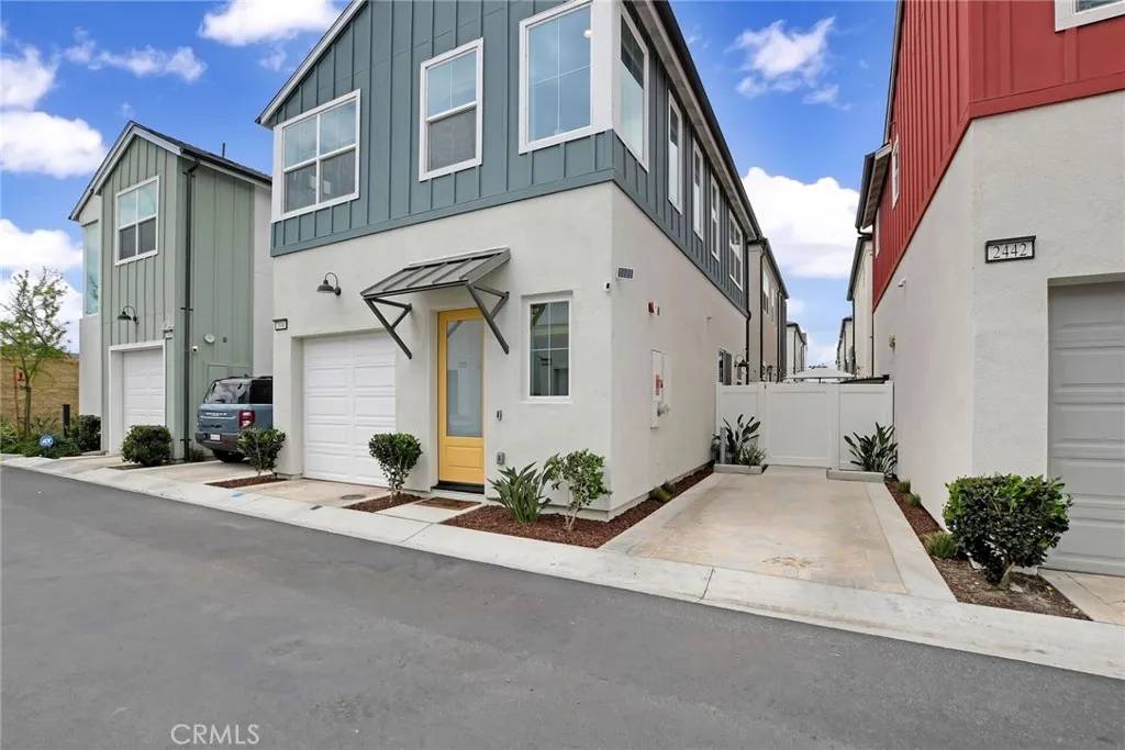 Ontario, CA 91762,2446 E Encanto Paseo