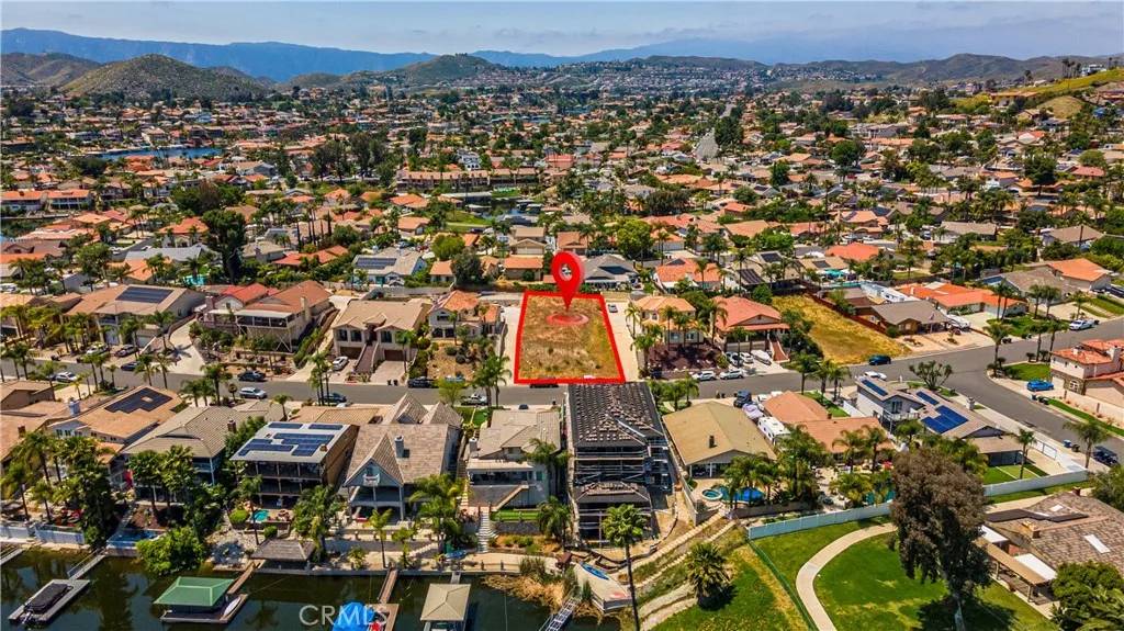 Canyon Lake, CA 92587,30047 clear water dr