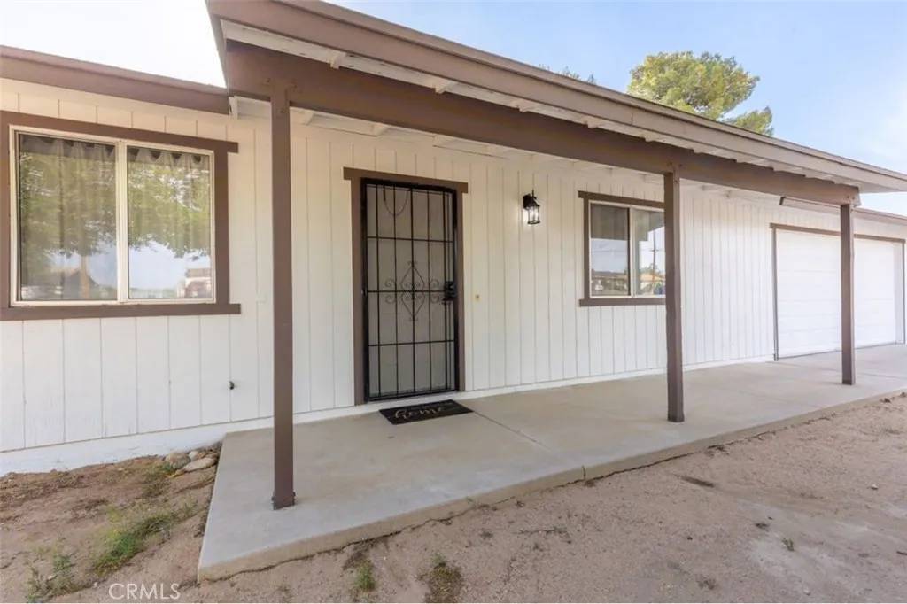 Hesperia, CA 92345,10657 Pinon Avenue
