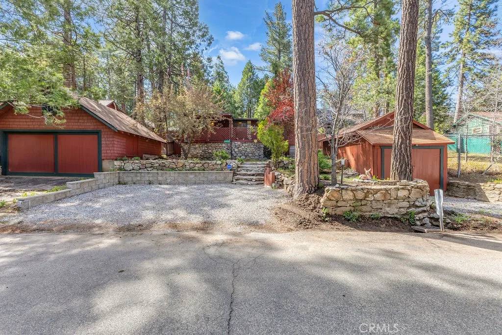 Idyllwild, CA 92549,53705 Country Club Drive