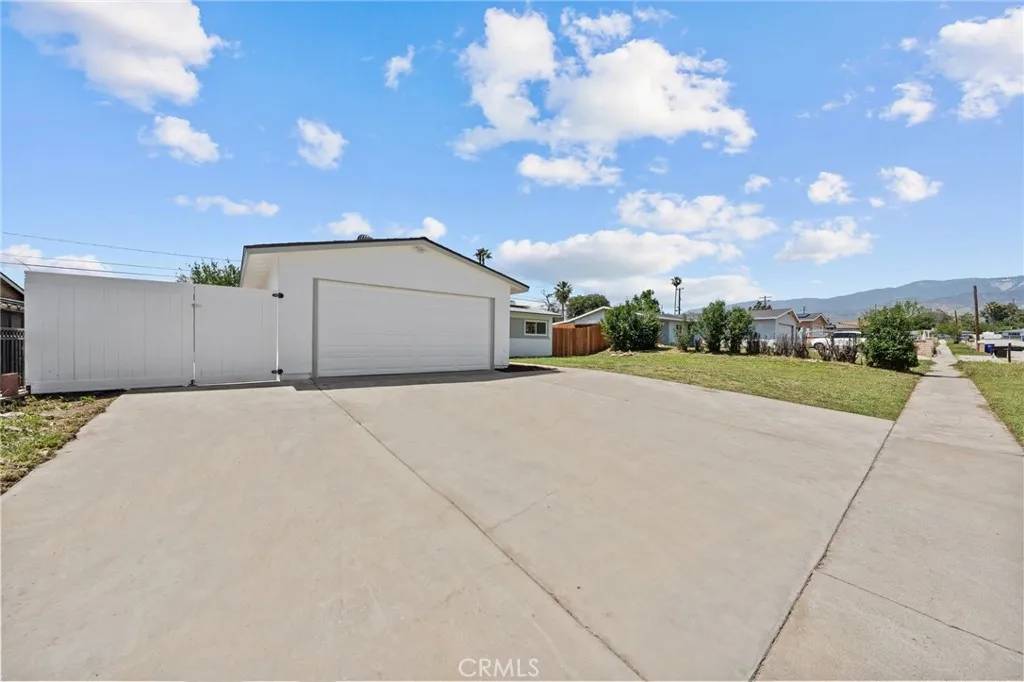 Highland, CA 92346,1442 Blythe Avenue