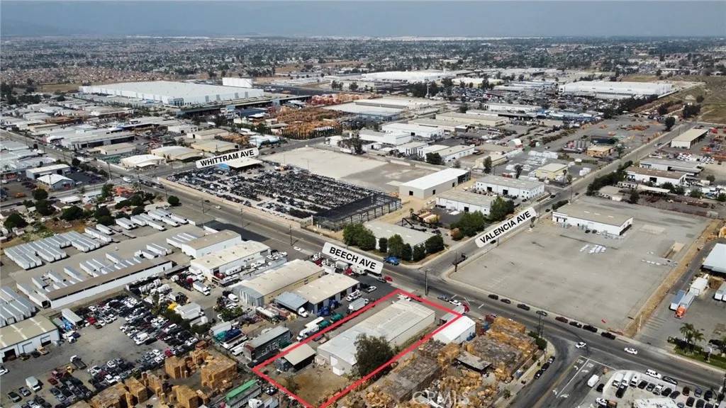 Fontana, CA 92335,8666 Beech