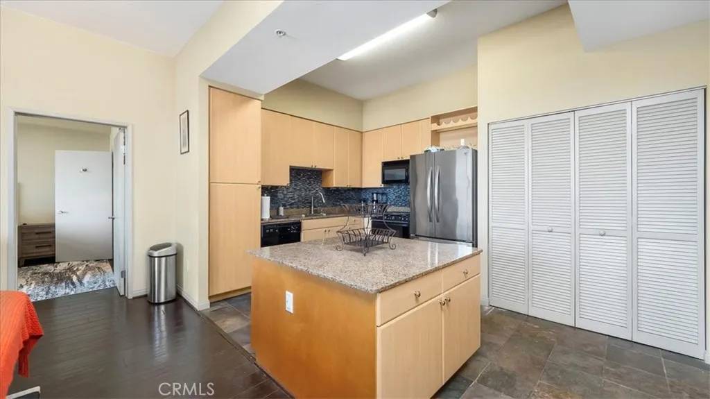 Long Beach, CA 90802,488 E Ocean Boulevard #708