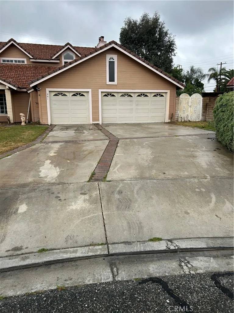 Colton, CA 92324,991 Latham Street