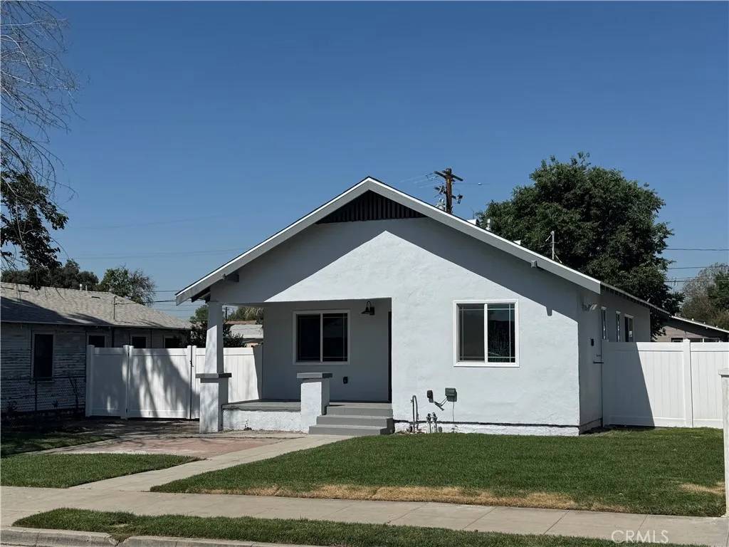 San Bernardino, CA 92411,1278 Perris Street
