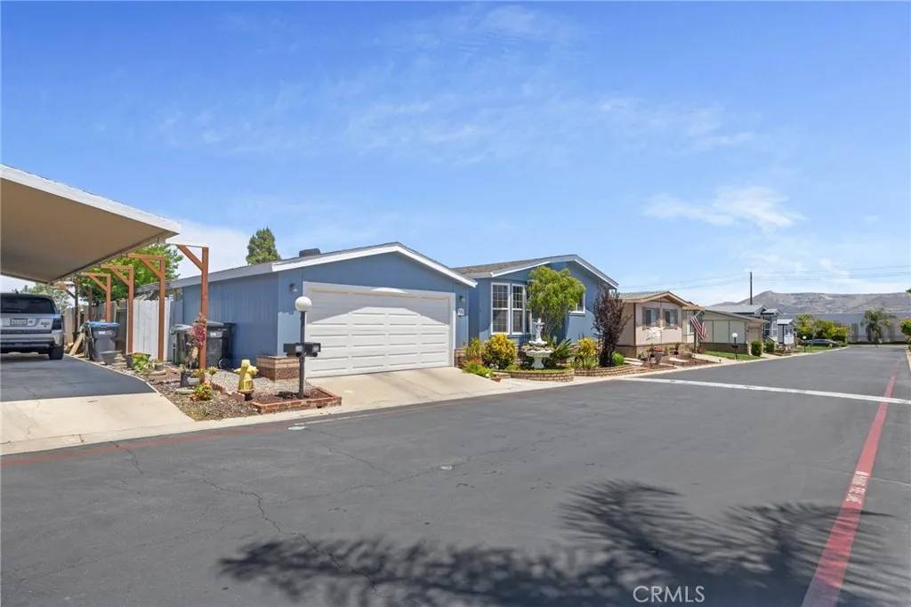Corona, CA 92881,1550 Rimpau #35