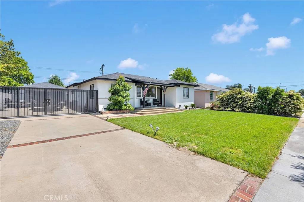 Claremont, CA 91711,254 Piedmont Avenue