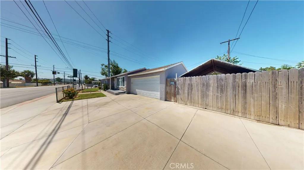 La Puente, CA 91744,14862 Temple Avenue