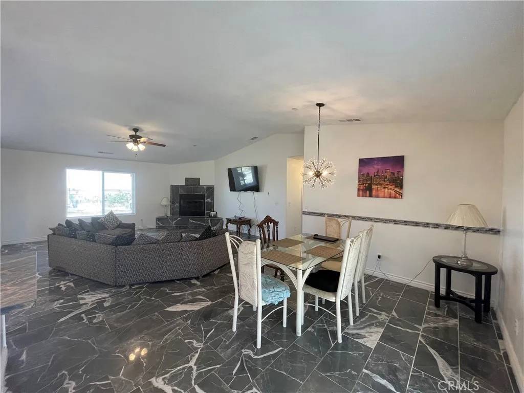 Pinon Hills, CA 92372,465 solano rd