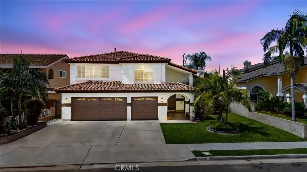 Downey, CA 90242,8426 Orange Street