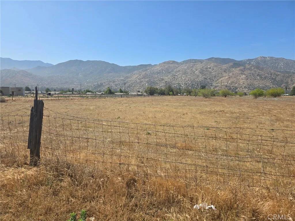 Banning, CA 92220,0 BARBOUR East
