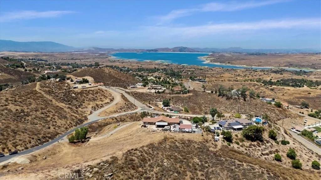 Lake Mathews, CA 92570,0 Lakemont