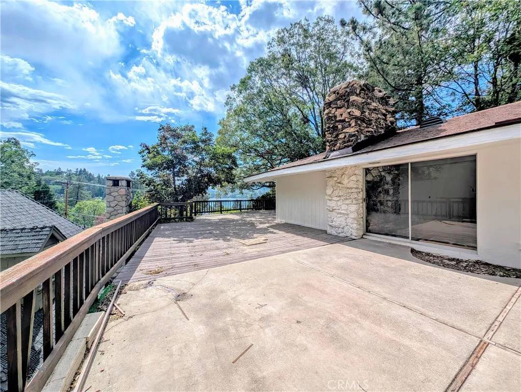 Lake Arrowhead, CA 92352,485 State Hwy 173