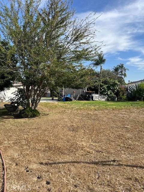 Ontario, CA 91762,330 W Maitland Street