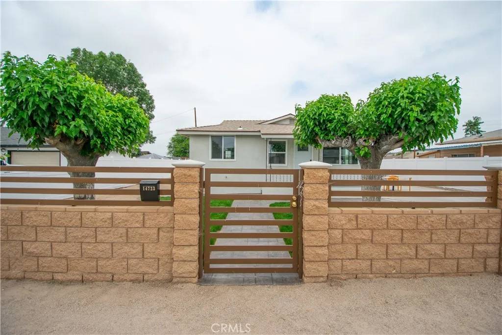 Eastvale, CA 92880,14723 Walters Street