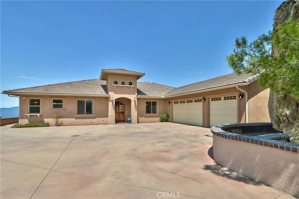 Aguanga, CA 92536,42405 Rolling Hills Drive