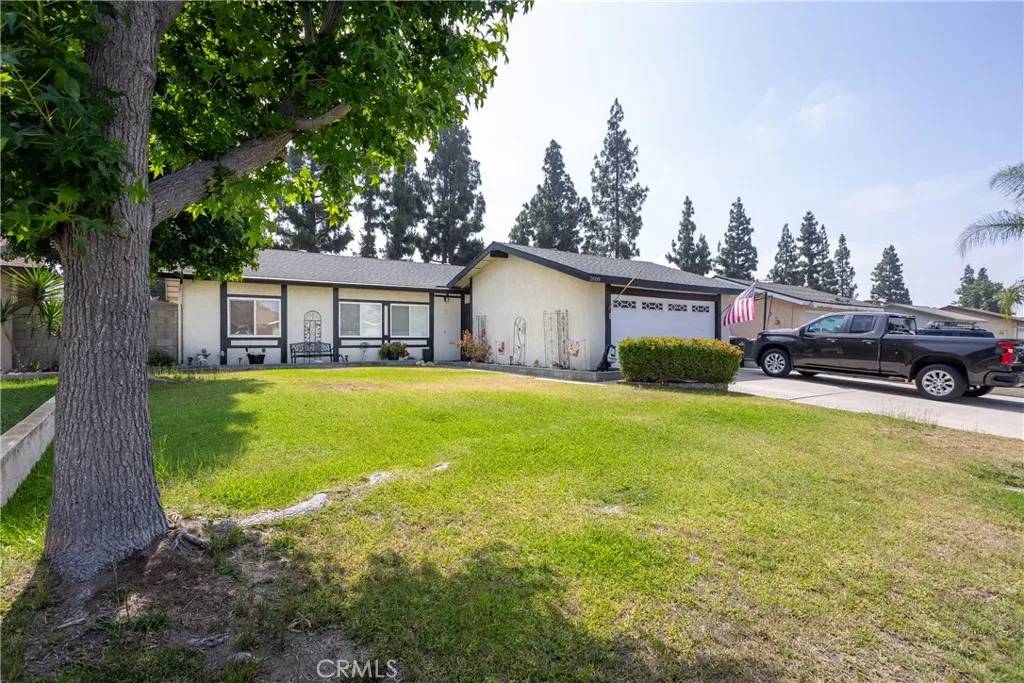 Ontario, CA 91761,2609 S Plainfield Drive