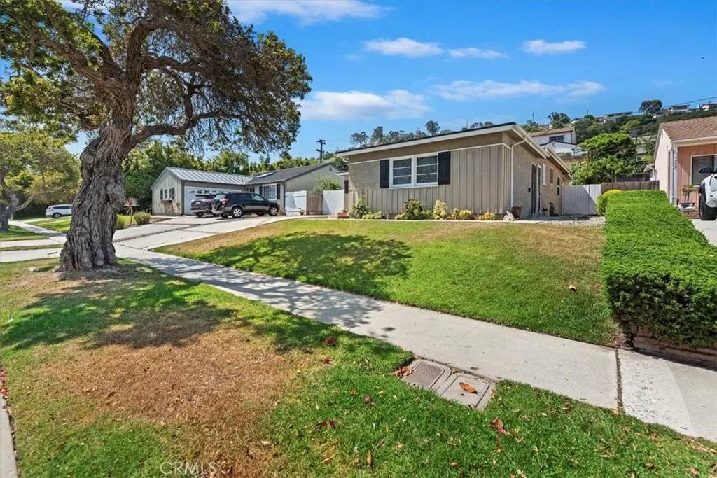 Torrance, CA 90505,4402 Highgrove Avenue