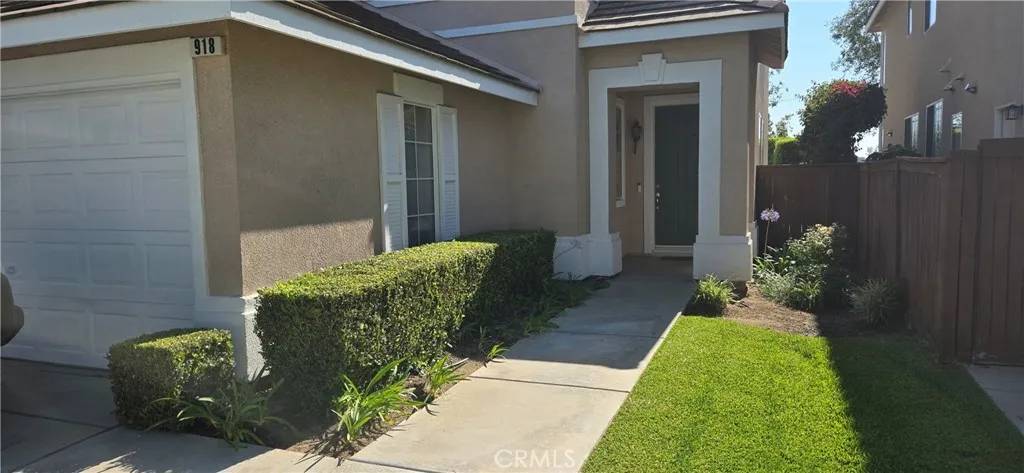 Corona, CA 92879,918 N Temescal Circle