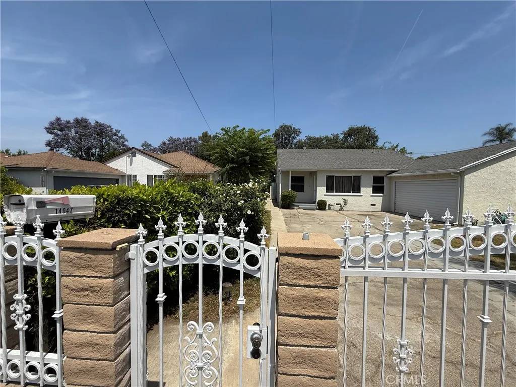 Arleta, CA 91331,14047 Pierce Street